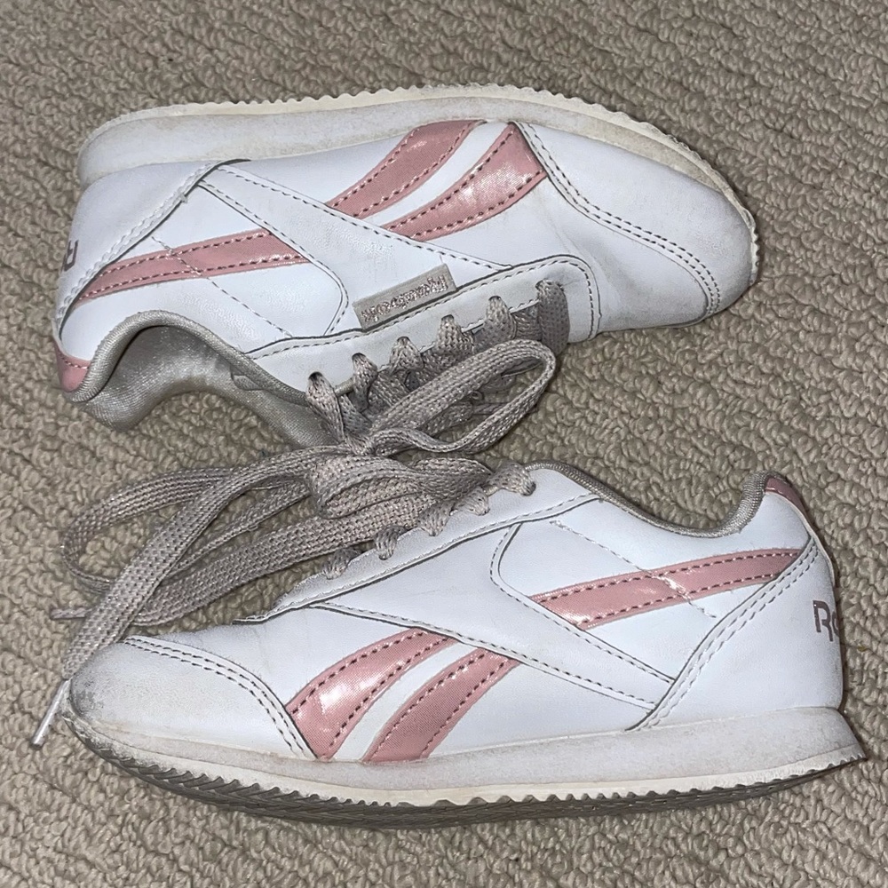 🌟 3 for $10 🌟 Girls Reebok Running Shoes
